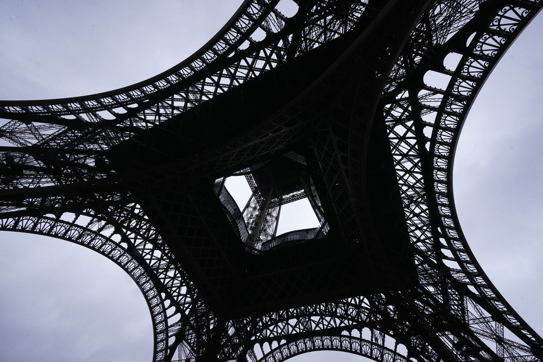OLY Paris 2024 Medals Eiffel Tower